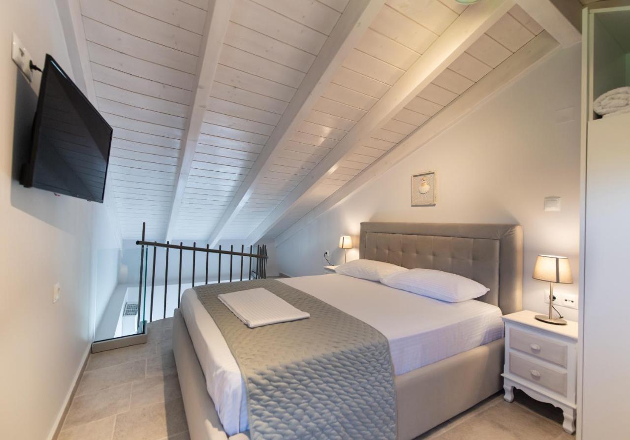 Kalipso & Nafsika Maisonettes Grey Diamond Villa Nikiana Eksteriør billede